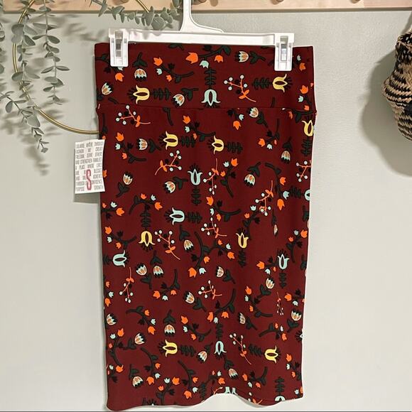 NEW LuLaRoe Cassie Pencil Skirt - S - Picture 2 of 7